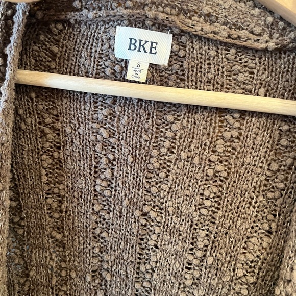 BKE Ribbed Popcorn Cardigan Sweater - Picture 5 of 5